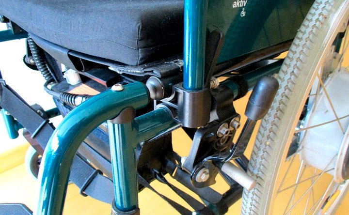 An Empowering Comprehensive Guide: Adaptive Lifting Solutions for Spinal Cord Injury Survivors - QuickChange Men's Incontinence Wrap