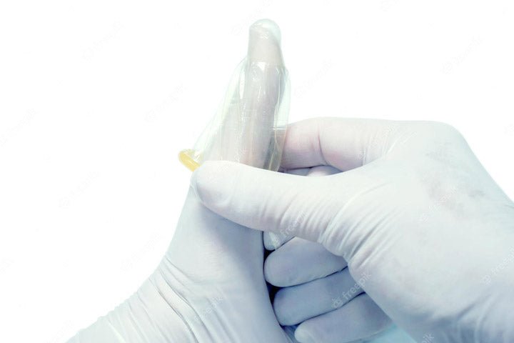 The Complete Guide to Condom Catheters - Benefits, Tips & Alternatives - QuickChange Men's Incontinence Wrap